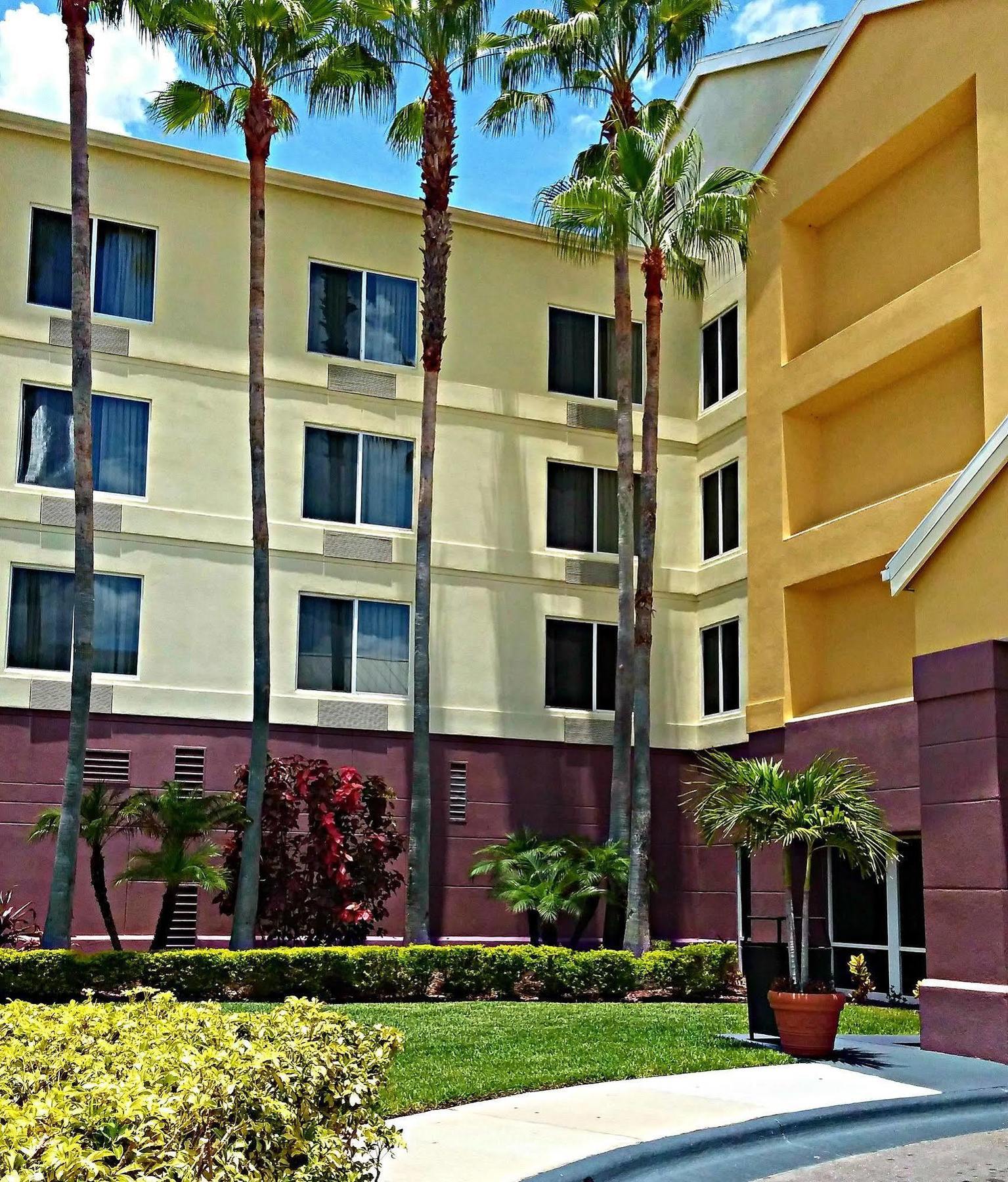 Fairfield Inn Orlando Airport Exterior foto